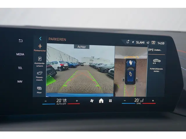 BMW 1 Serie 123 xDrive M Sport Pro 2025 Benzine 19