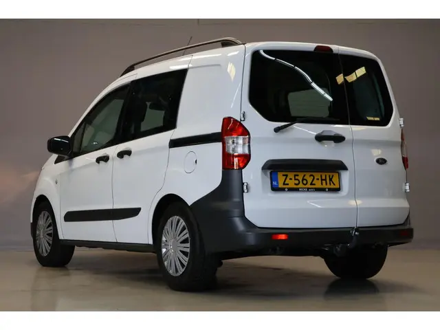 Ford Tourneo Courier |Airco|Trekhaak| 2018 Benzine 6