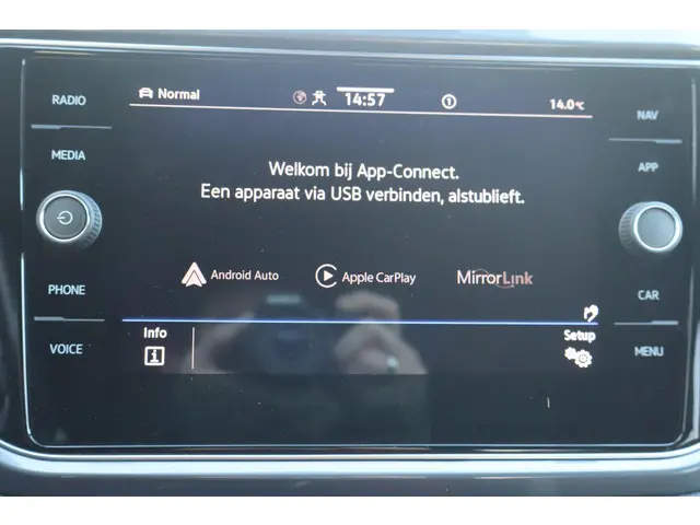 Volkswagen T-Roc 1.5 TSI Sport Business R 2020 Benzine 29