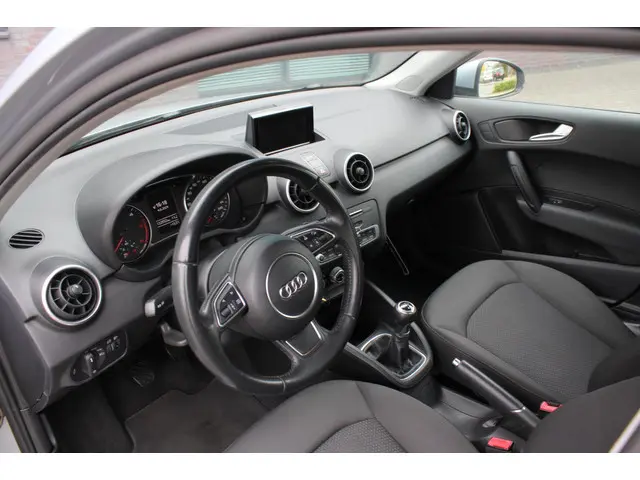Audi A1 Sportback 1.4 TDI Sport Pro Line 2015 Diesel 9
