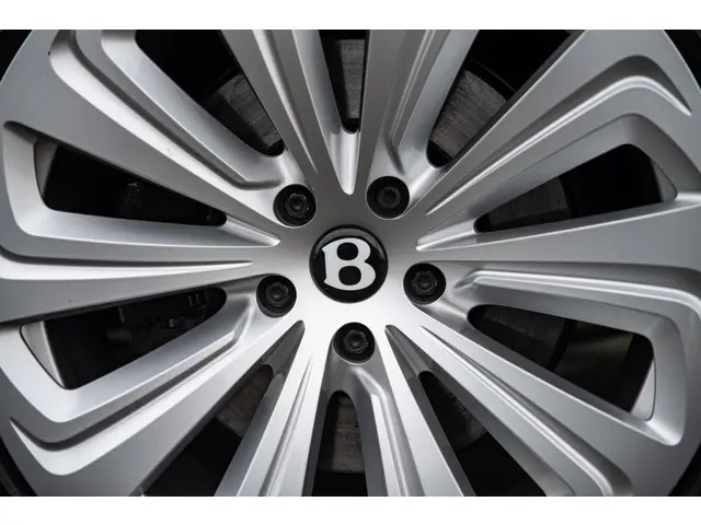 Bentley Bentayga 3.0 V6 Hybrid 2022 Hybride Benzine 48