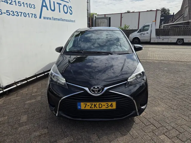 Toyota Yaris 1.0 VVT-i Aspiration 2015 Benzine 25