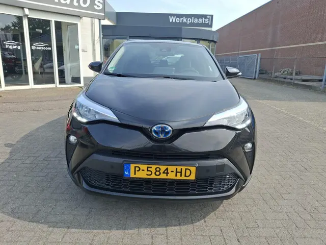 Toyota C-HR 1.8 Hybrid Dynamic 2022 Hybride Benzine 8