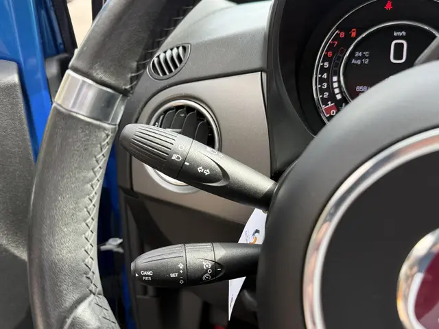 Fiat 500 1.0 Hybrid Rockstar 2021 Benzine 21