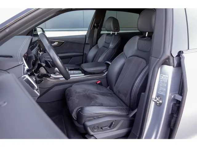Audi SQ8 4.0 TFSI quattro 2021 Benzine 5