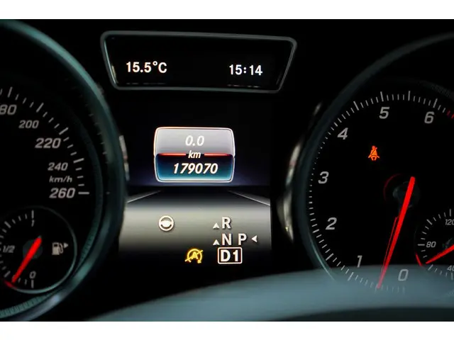 Mercedes-Benz GLS 500 4MATIC 2015 Benzine 25