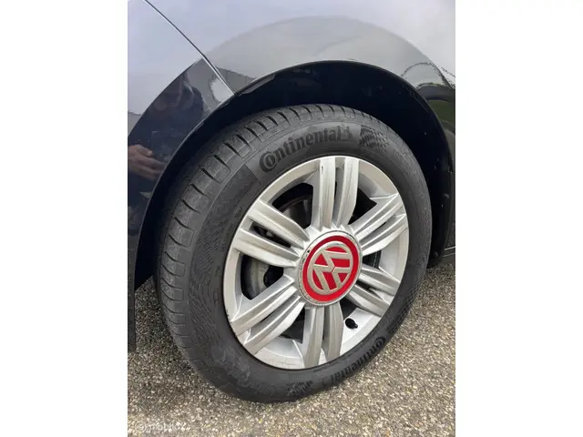 Volkswagen up! 1.0 BMT high up! 2019 Benzine 22