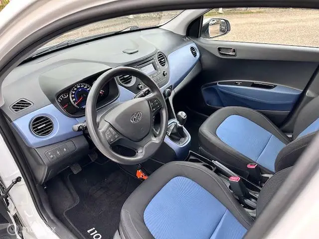 Hyundai i10 1.0i i-Motion Premium 2016 Benzine 4