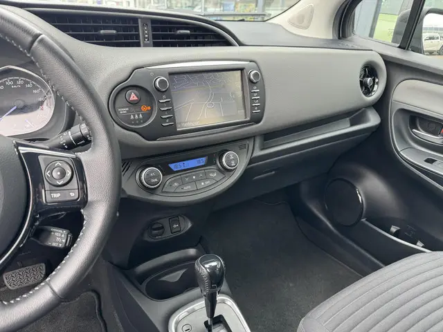 Toyota Yaris 1.5 Hybrid Active 2019 Hybride Benzine 19