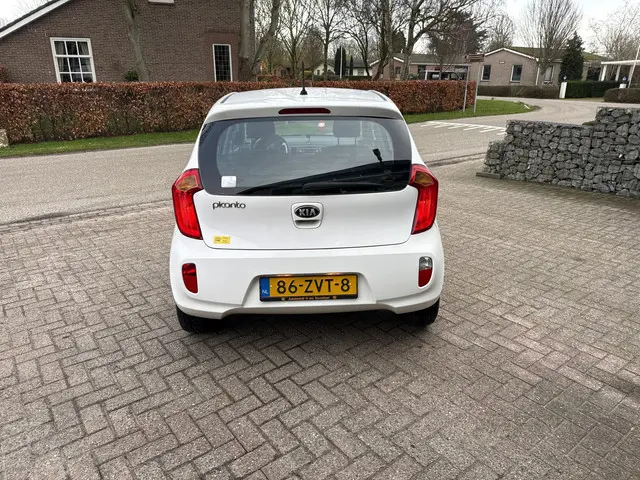 Kia Picanto 1.0 CVVT Comfort Pack 2013 Benzine 3
