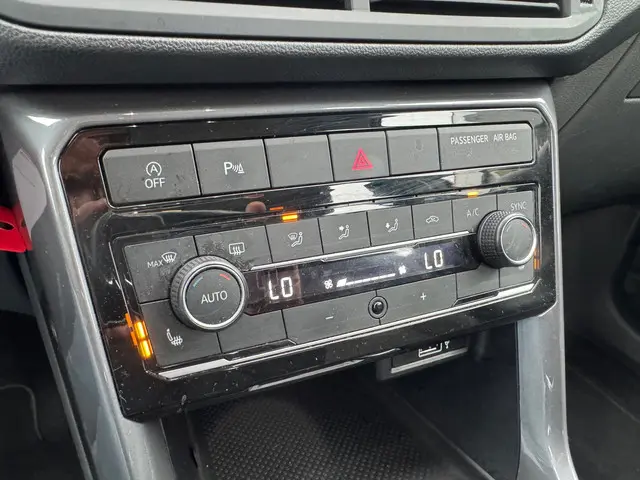 Volkswagen T-Cross 1.0 TSI Style 2019 Benzine 8