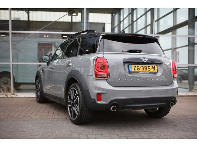 MINI Countryman 2