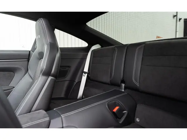 Porsche 911 3.0 Carrera GTS 2022 Benzine 48