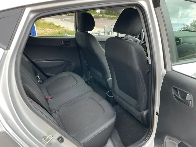 Hyundai i10 1.0i Comfort 2019 Benzine 11