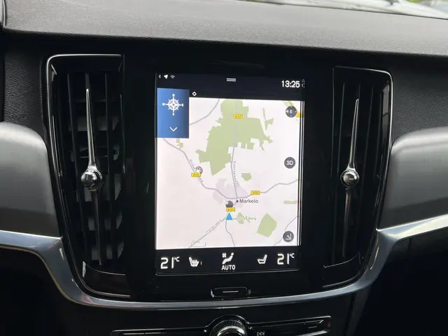 Volvo V90 2.0 T4 Momentum Pro 2020 Benzine 12
