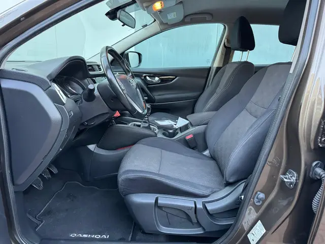 Nissan QASHQAI 1.2 Acenta ( TREKHAAK + AIRCO ) 2014 Benzine 21