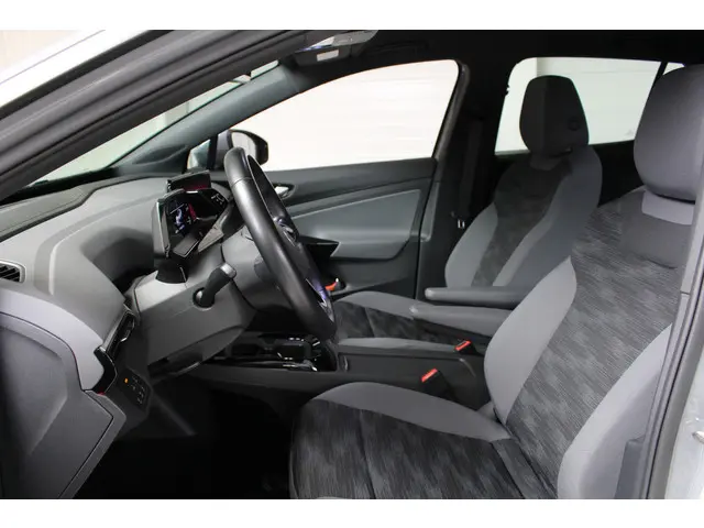 Volkswagen ID.4 Life 77 kWh 2021 Elektrisch 11