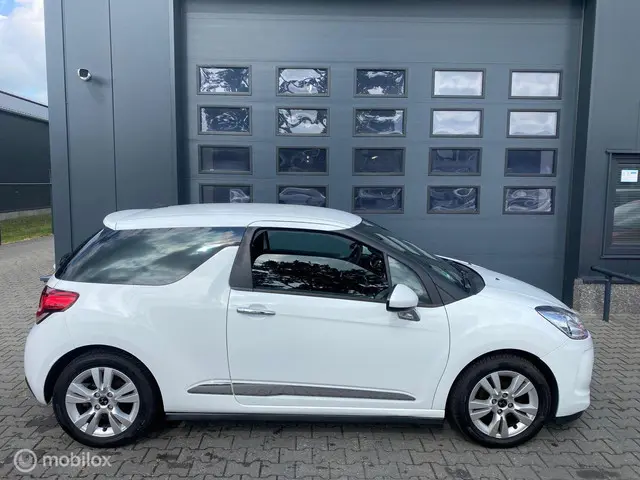 DS DS 3 1.2 PureTech So Chic 2015 Benzine 11