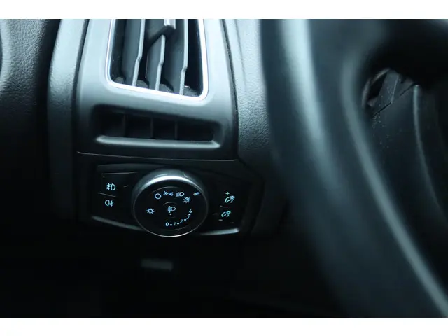 Ford Focus 1.0 TITANIUM ST-LINE SPORT 2016 Benzine 24