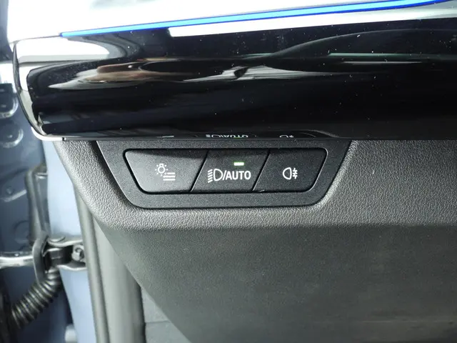 BMW X1 xDrive25e 2025 Hybride Benzine 33