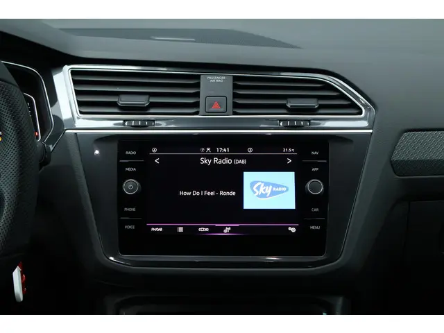 Volkswagen Tiguan 1.5 TSI R-Line Business+ 2024 Benzine 31