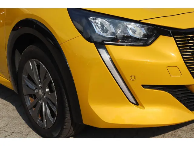 Peugeot e-208 EV Allure 50 kWh 2020 Elektrisch 12