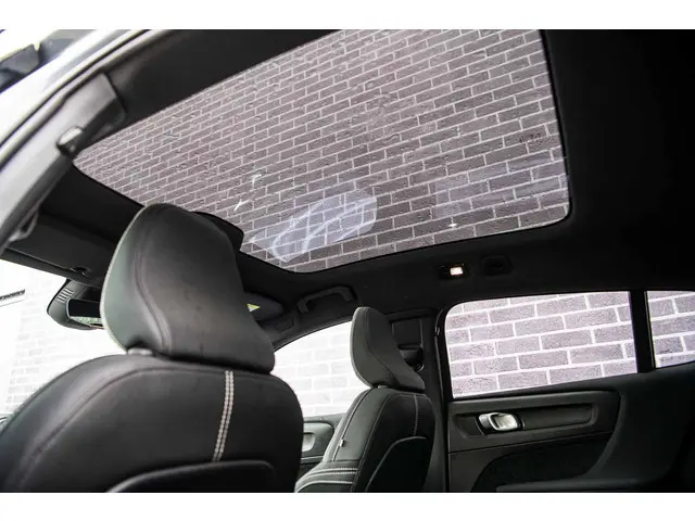 Volvo C40 Recharge Plus 69 kWh 2022 Elektrisch 28