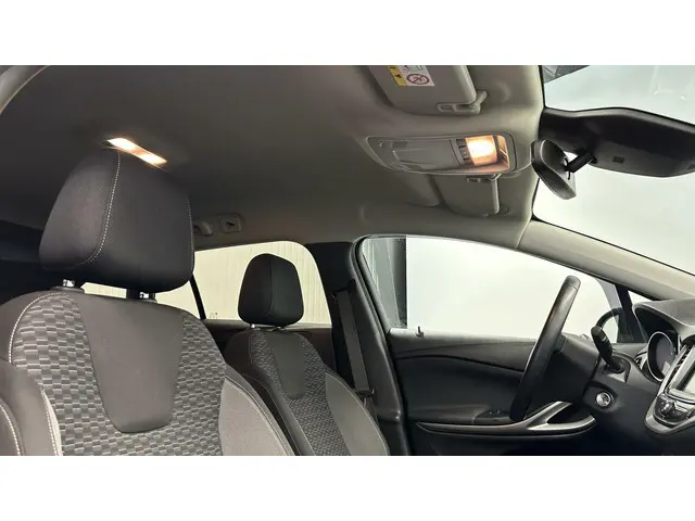 Opel Astra Sports Tourer 1.2 Blitz Edition 2020 Benzine 14