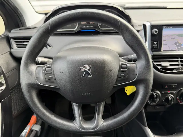 Peugeot 208 1.2 VTi Blue Lease 2012 Benzine 13