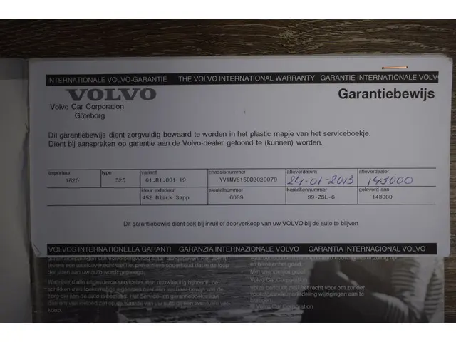 Volvo V40 2.5 T5 255pk Automaat R-Design 2013 Benzine 47