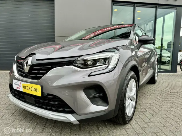 Renault Captur 1.0 TCe 90 evolution 2024 Benzine 6