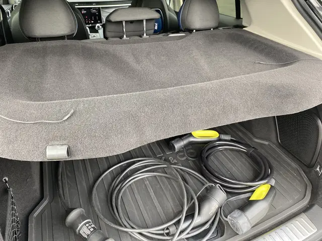 Lynk & Co 01 1.5 2023 Hybride Benzine 33