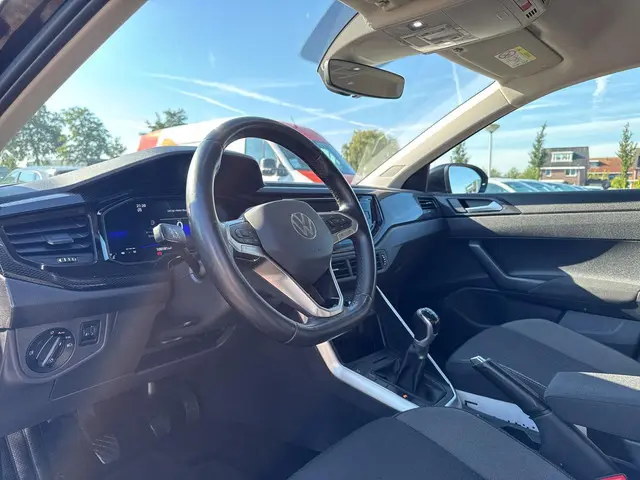 Volkswagen Taigo 1.0 TSI Life Business 2023 Benzine 6