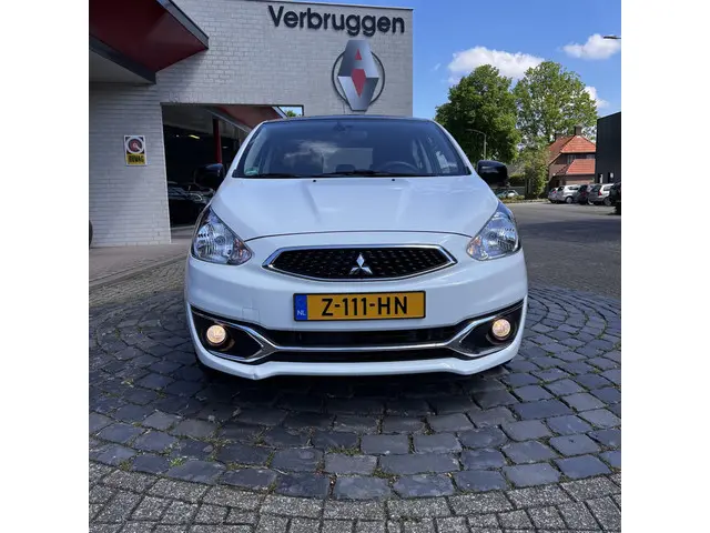 Mitsubishi Space Star 1.2 Connect Pro 2018 Benzine 21