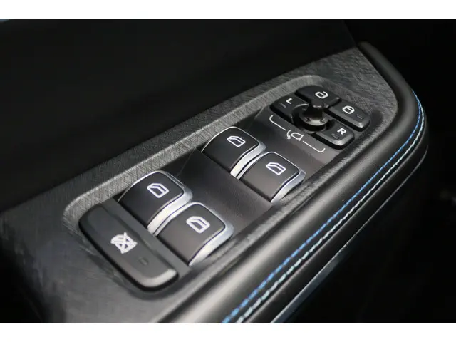 Lynk & Co 01 1.5 2021 Hybride Benzine 31