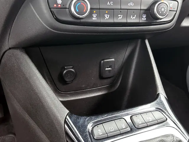 Opel Crossland 1.2 Edition 2022 Benzine 31