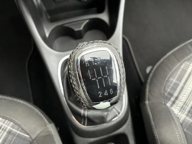 Opel Corsa HELAAS VERKOCHT!!! 2015 Benzine 44