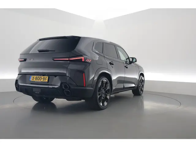 BMW XM PHEV 30 kWh 2023 Hybride Benzine 2