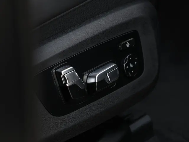 BMW XM PHEV Label Red 30 kWh 2025 Hybride Benzine 34