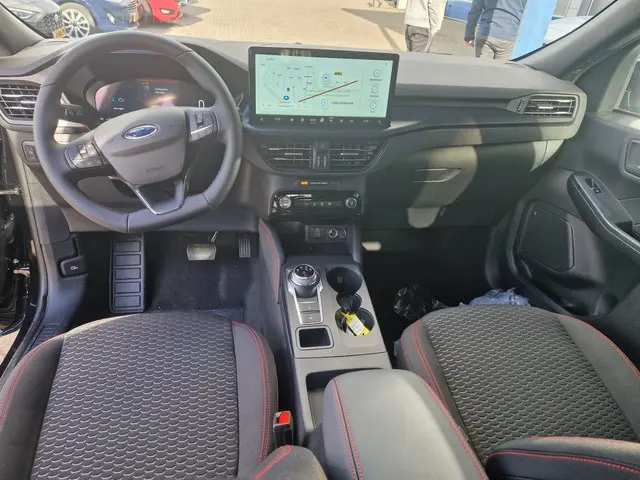Ford Kuga 2.5 PHEV ST-Line 2025 Hybride Benzine 9