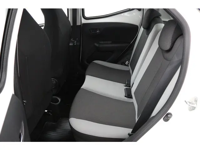 Toyota Aygo 1.0 VVT-i x-play 2017 Benzine 18