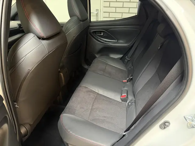 Toyota Yaris Hybrid 130 GR Sport 2025 Hybride Benzine 16