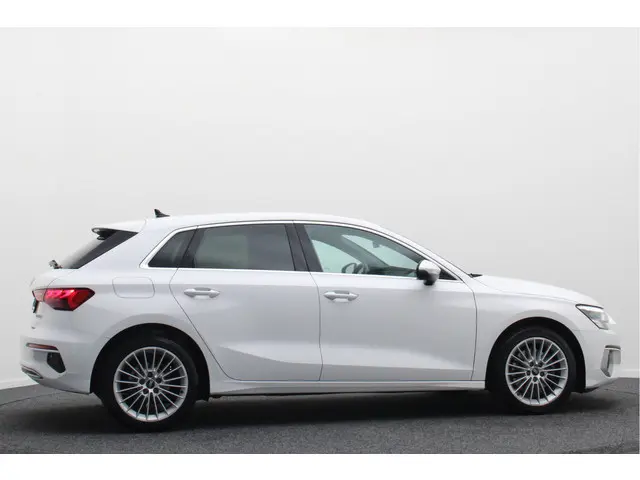 Audi A3 Sportback 30 TFSI Business edition 2020 Benzine 9