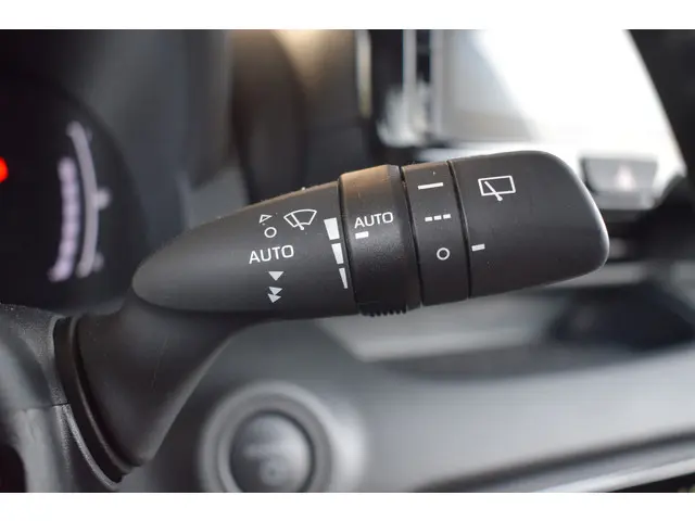 Mazda 2 Hybrid 1.5 Homura 2024 Hybride Benzine 22