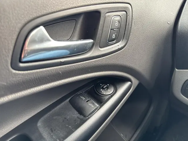 Ford Transit Connect 1.5 EcoBlue L2 Limited 2022 Diesel 19