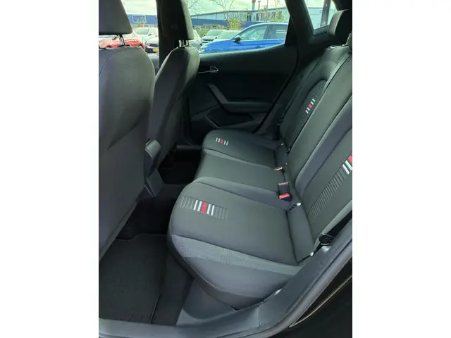 SEAT Arona 1.5 TSI EVO FR Business Intense 2019 Benzine 22