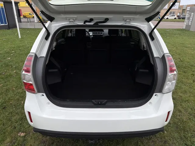 Toyota Prius Wagon 1.8 Comfort 2016 Hybride Benzine 14