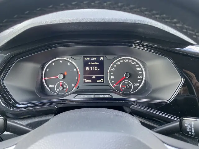 Volkswagen T-Cross 1.0 TSI Life 2019 Benzine 17