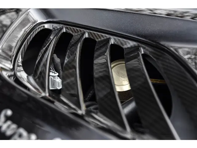 Aston Martin DBS DBS Superleggera 2020 Benzine 12