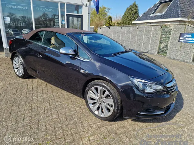 Opel Cascada 2